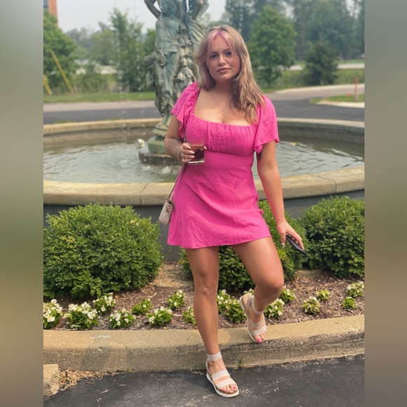 Meet your Posher, Kaytee - Picture 4 of 7